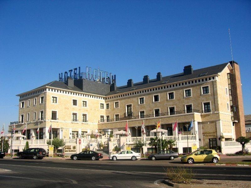 Hotel Conde Ansurez By Almia Hoteles Вальядолид Экстерьер фото